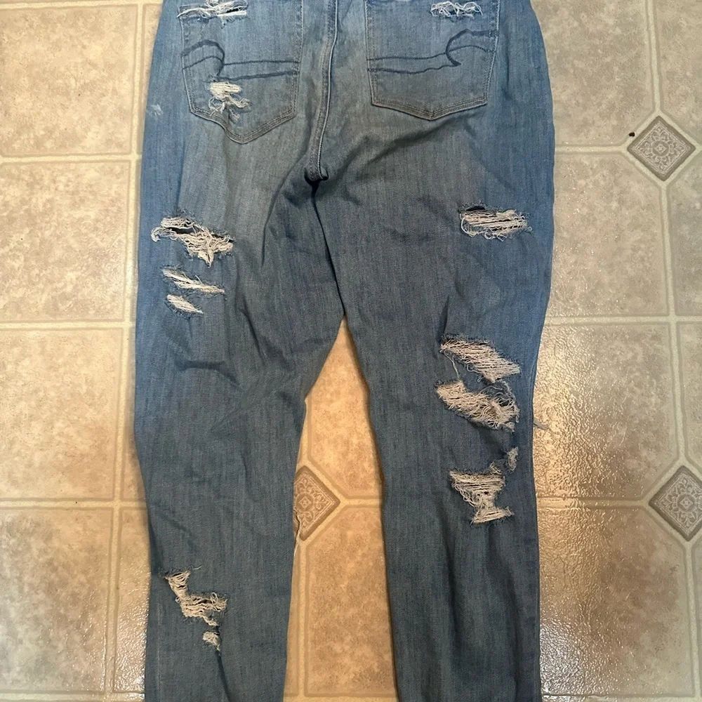 American Eagle Outfitters Blue Boyfriend Jeans Vintage Distressed - Picture 2 of 2